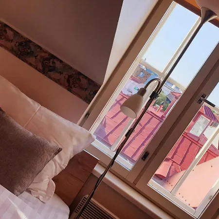 Διαμέρισμα Sunny And Spacious With Terrace